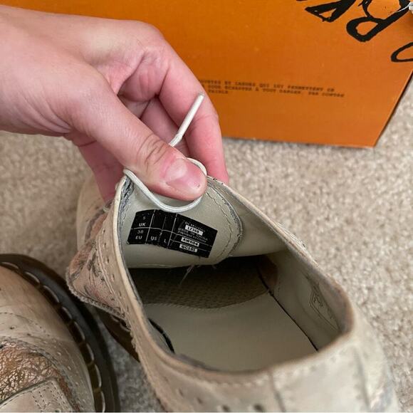 Dr. Martens Goldilocks 3989 Brogue Ercu Leather Shoes - Picture 8 of 8